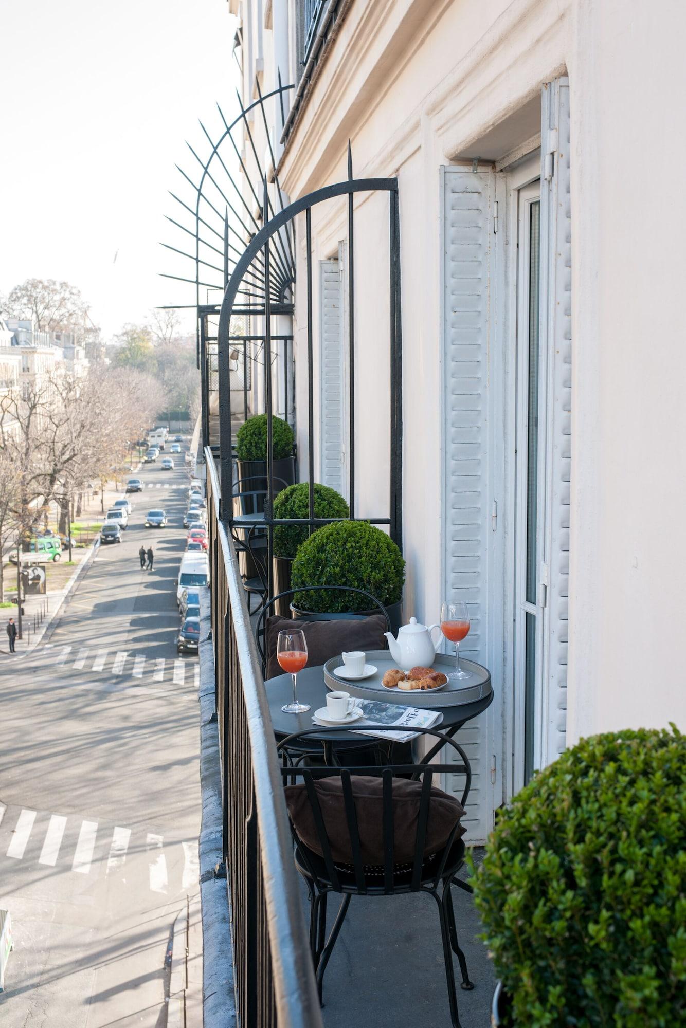 Mathis Elysees 4* Paris