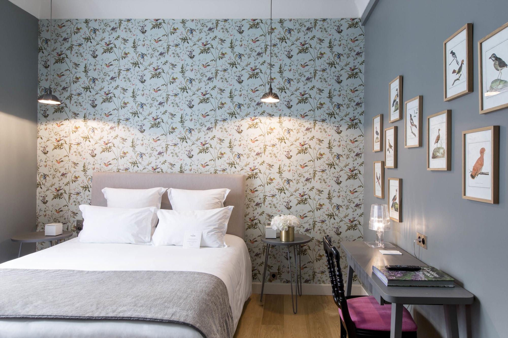 Mathis Elysees Hotel